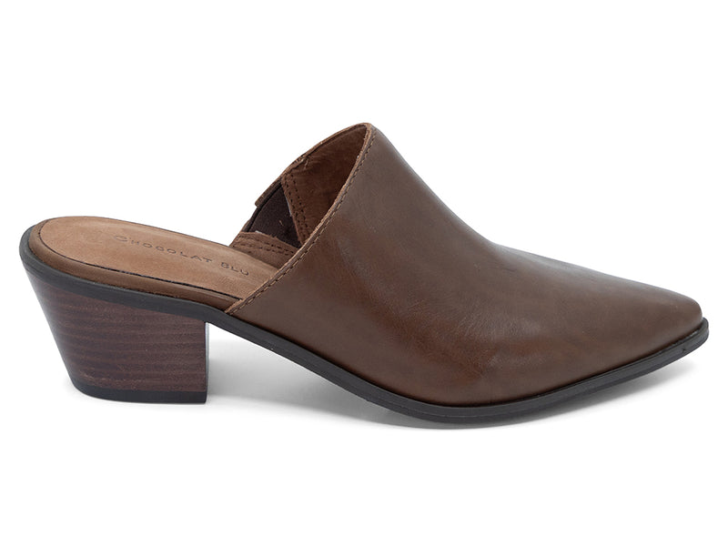 pointy toe dark brown mule - outer side view