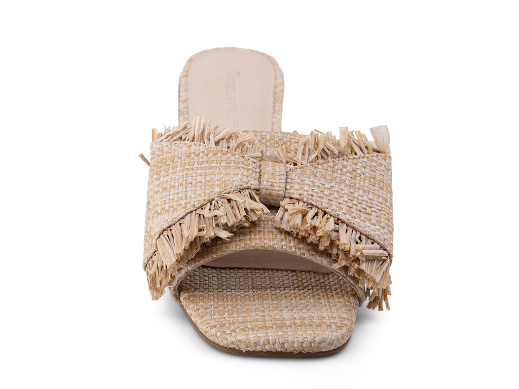 Chip_Natural Raffia_front and toe area view