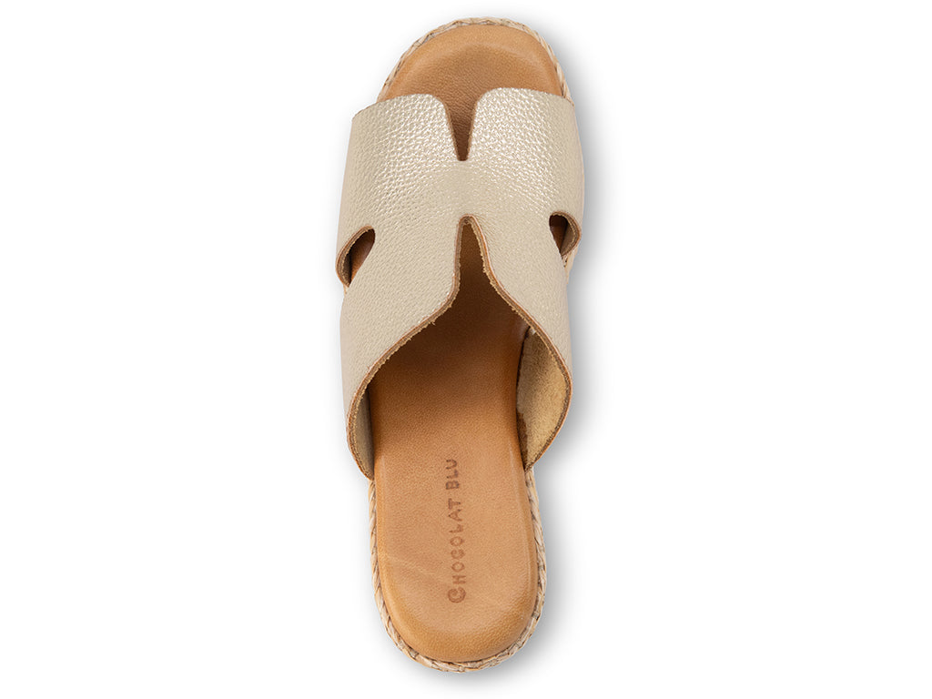 Jamie Gold Wedge with Cut Out Upper_top upper view