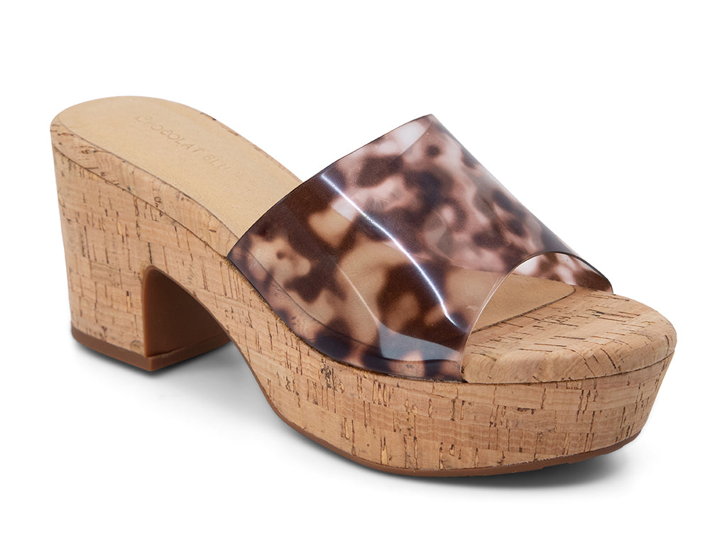 Vika_LeopardVinyl_front angle view