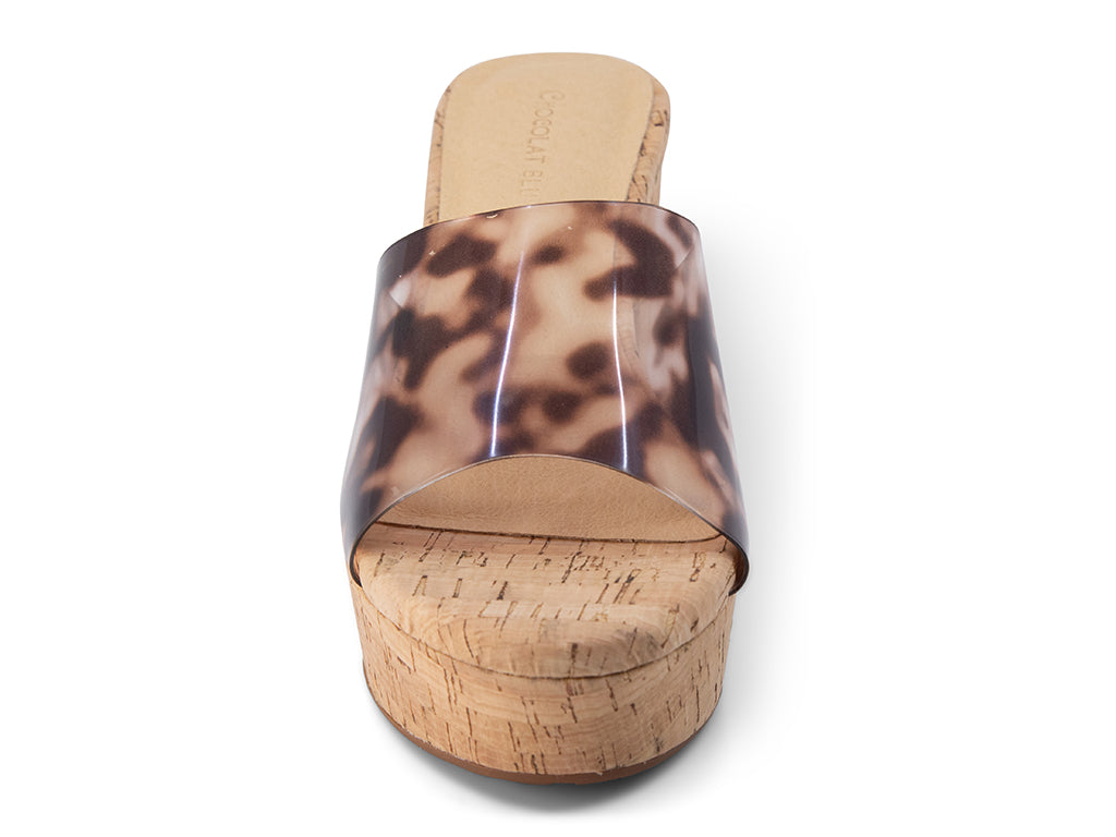 Vika_LeopardVinyl_front view