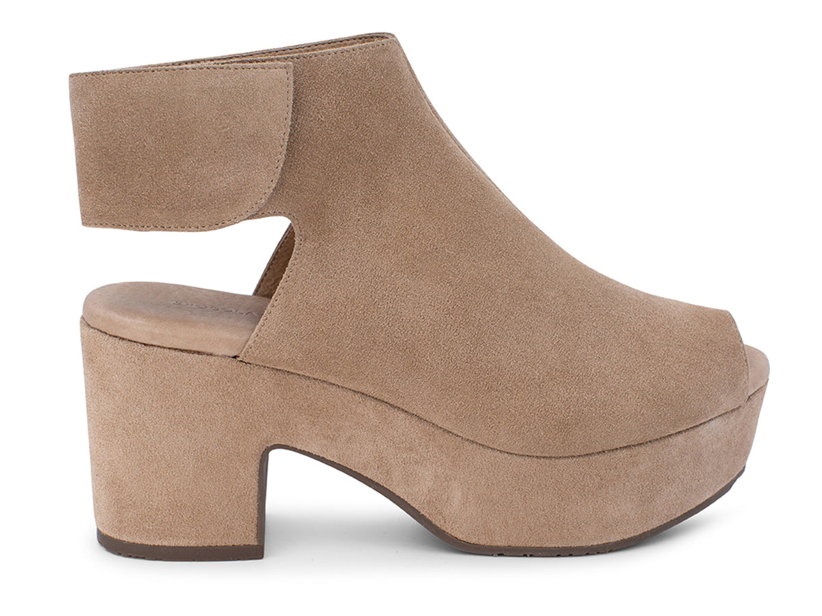 Gabby Tan Suede Sandals